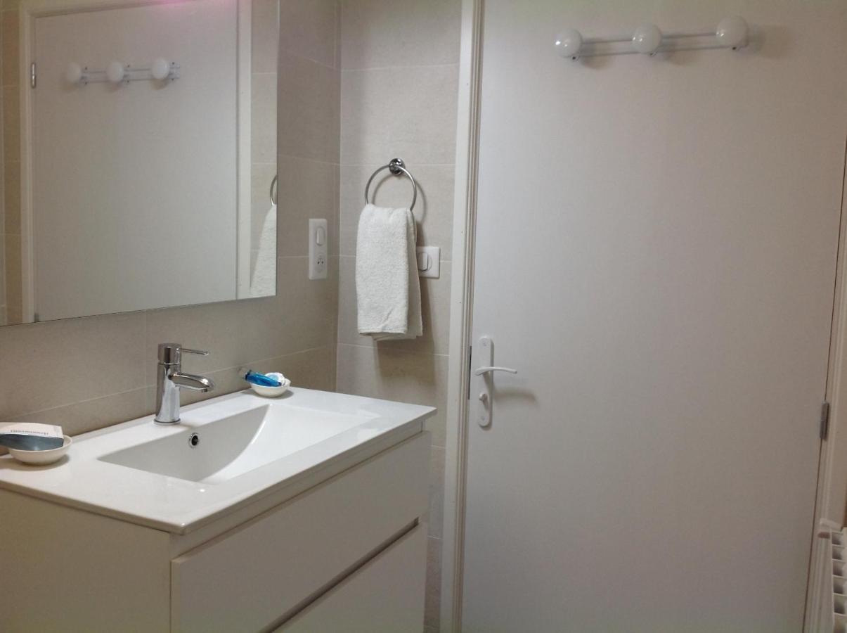 Chambre Double Avec Salle De Bain Privative Hendaye Luaran gambar