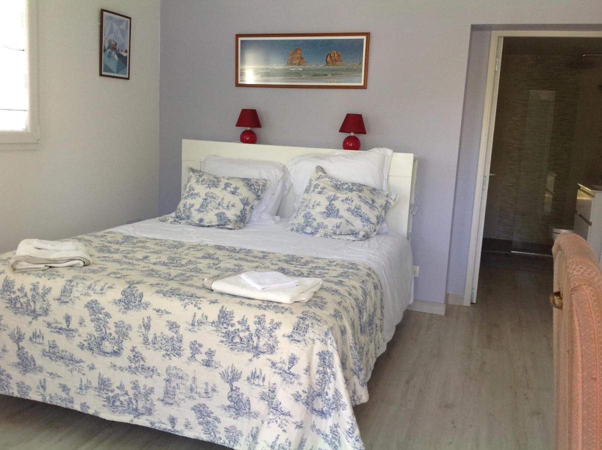 Chambre Double Avec Salle De Bain Privative Hendaye Luaran gambar