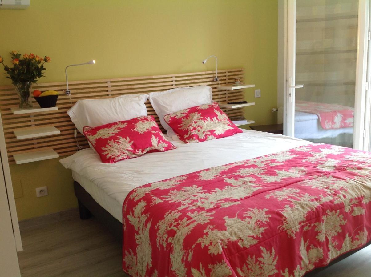 Chambre Double Avec Salle De Bain Privative Hendaye Luaran gambar