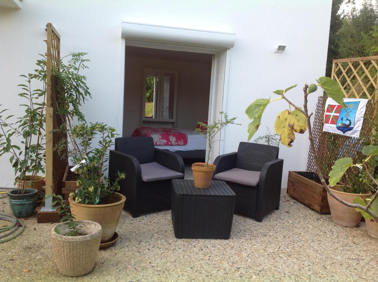 Chambre Double Avec Salle De Bain Privative Hendaye Luaran gambar