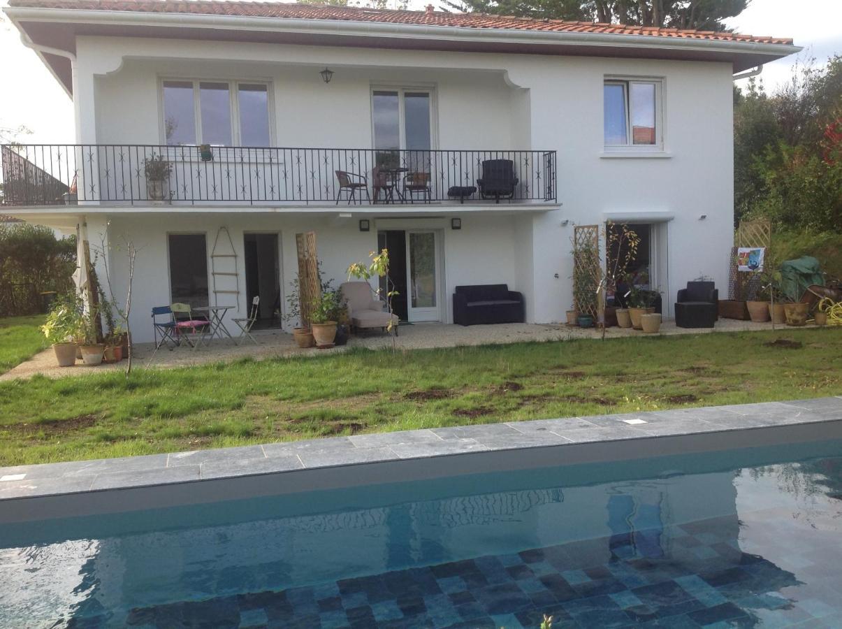 Chambre Double Avec Salle De Bain Privative Hendaye Luaran gambar